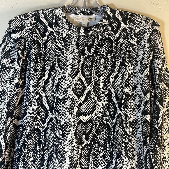 NWT. Culpos x Inc Snake Print Long Sleeve Mini Dress. XXS. - Picture 5 of 12